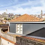Sun And Views In The Heart Of Апартаменты Порту