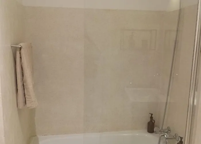 Charming & Sunny In Historic Porto